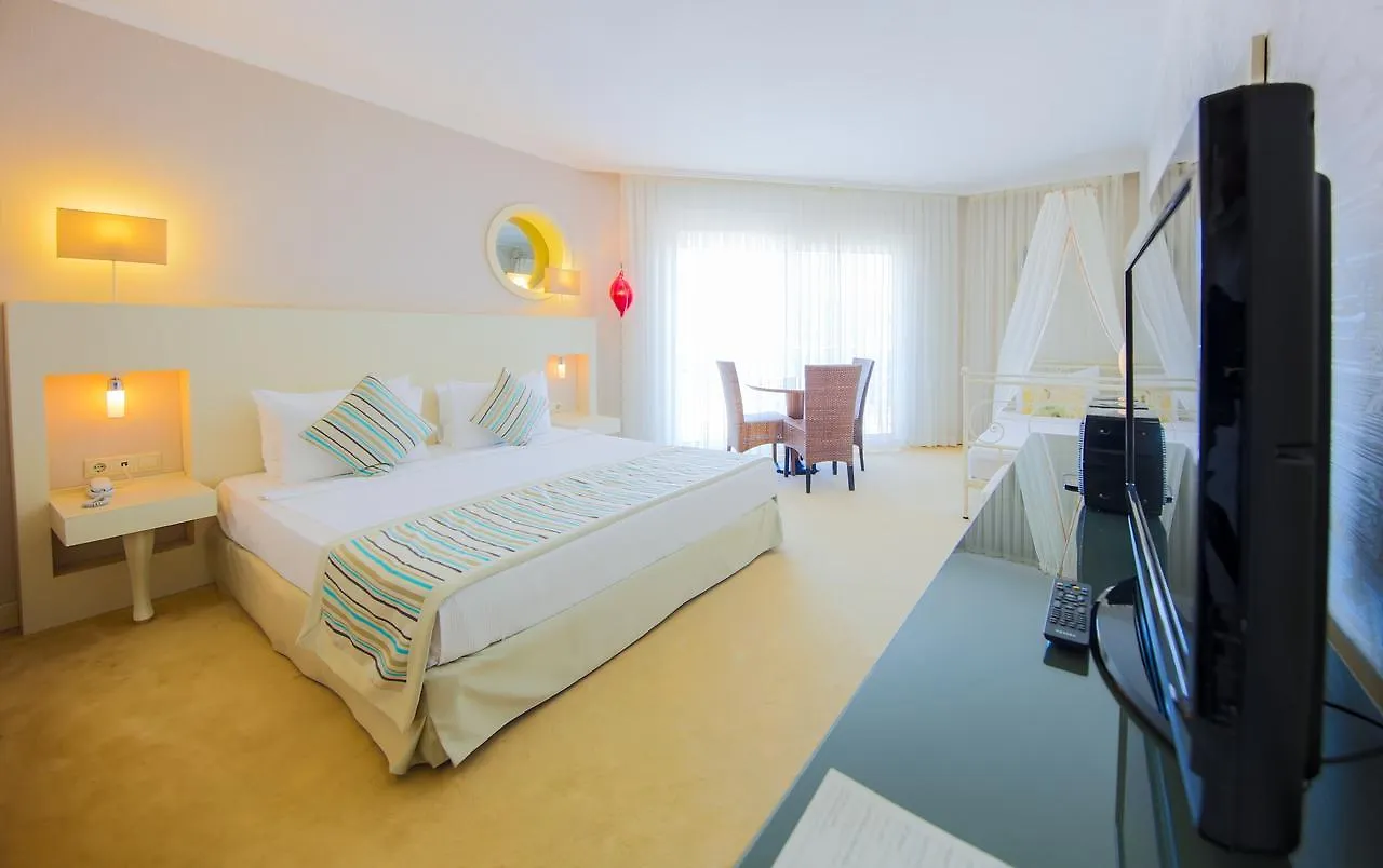 Sisus Hotel Cesme